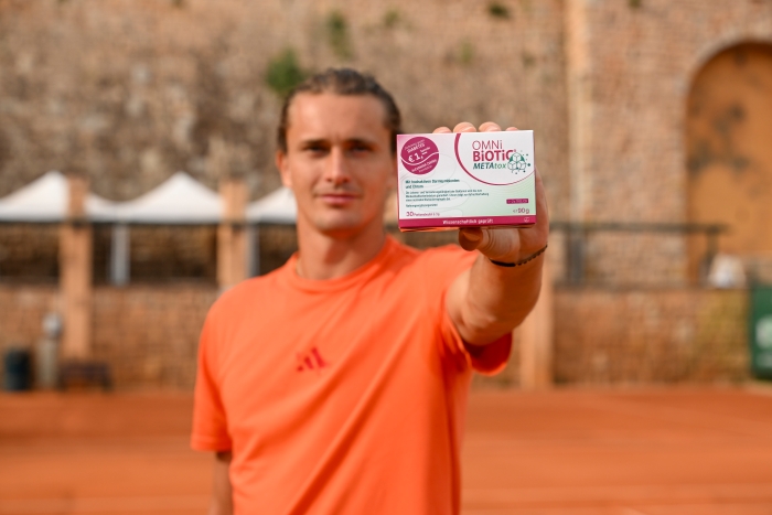 Alexander Zverev mit OMNi-BiOTiC® METAtox des Institut AllergoSan