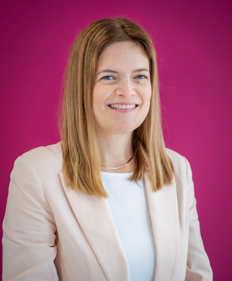 Katharina Heschl Ressourcenmanagerin, Psychosoziale Beraterin i. A. unter Supervision