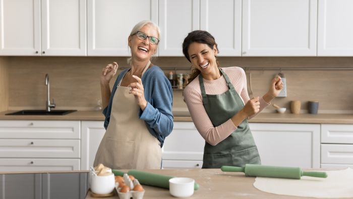 Menopause und Wechseljahre - zwei Frauen