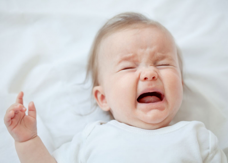 3 months colic baby bloating wind panda