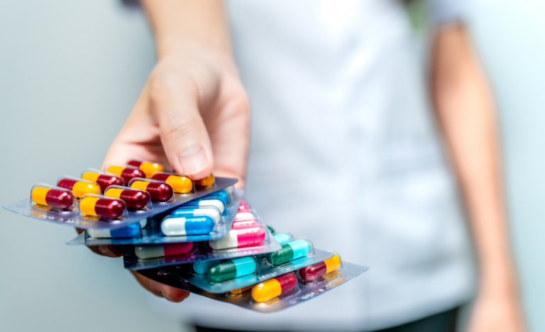 Antibiorésistance et résistance aux antibiotiques : explications et conseils
